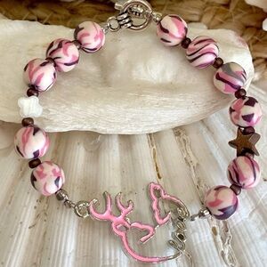 Deer Love Pink & Brown Camouflage Beaded Bracelet